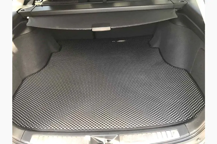 Toyota Avensis 2003–2009 EVA bagagerumsmatta (SW, svart) Image