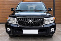 Toyota Land Cruiser 200 2007–2021 Kylargrill 2012-2016 (TRD) foto 1