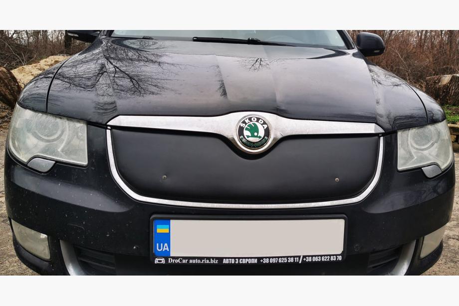 Skoda Superb 2009–2015 Vinterfront till grillen (övre, 2008-2013) Matt Image