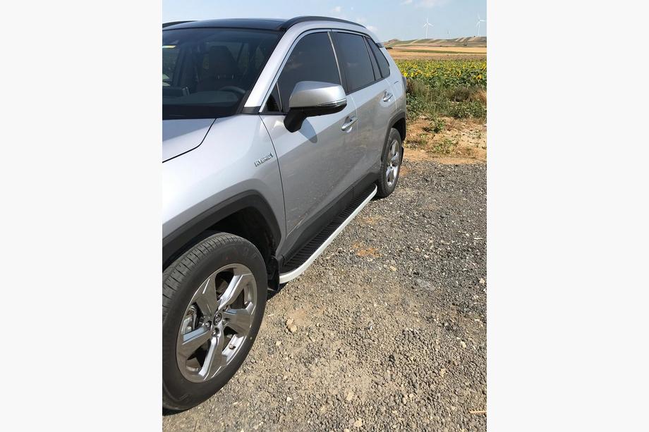 Toyota Rav 4 2019–2025 Sidosteg Tayga Grey (2 st, aluminium) Foto 2