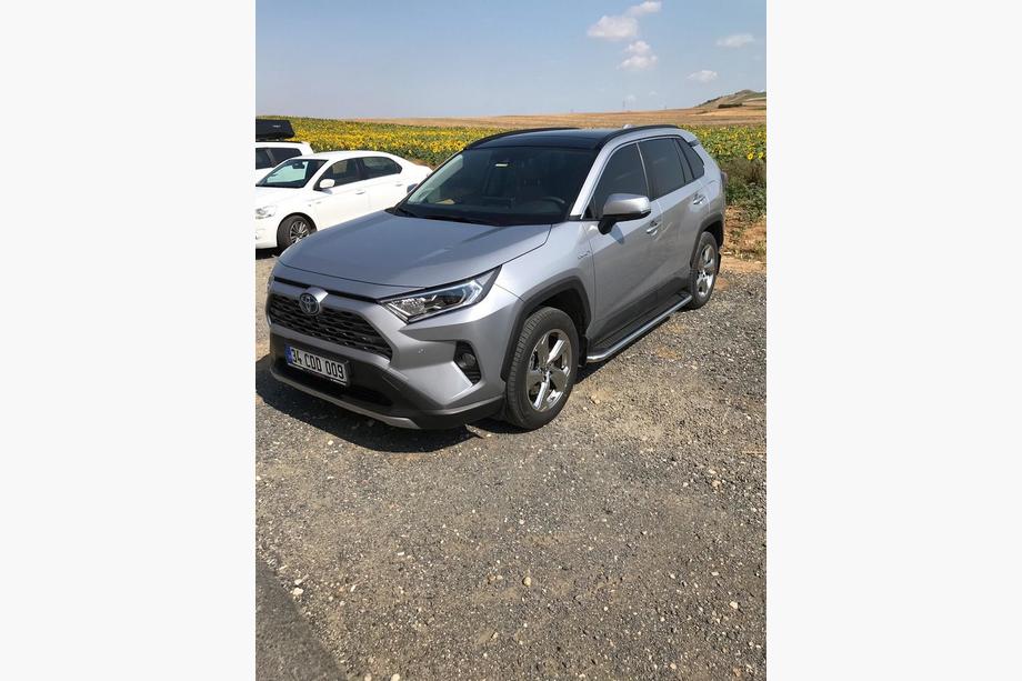Toyota Rav 4 2019–2025 Sidosteg Maydos V2 (2 st, aluminium med rostfritt stål) Foto 7