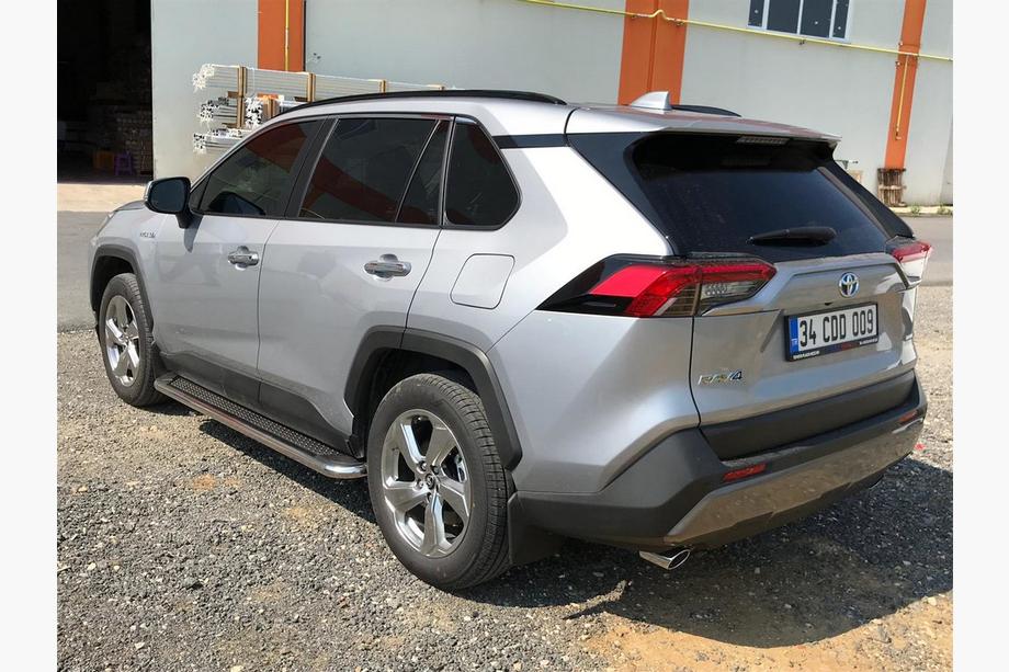 Toyota Rav 4 2019–2025 Sidosteg Maydos V2 (2 st, aluminium med rostfritt stål) Foto 9