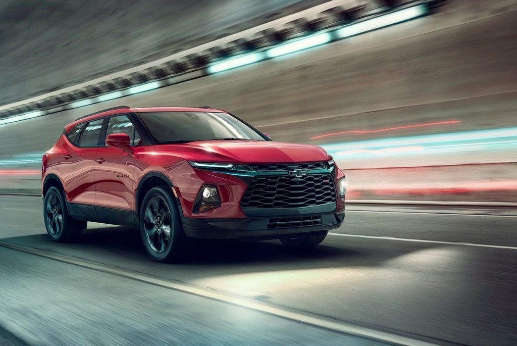 Test av mellanstora crossovern Chevrolet Blazer