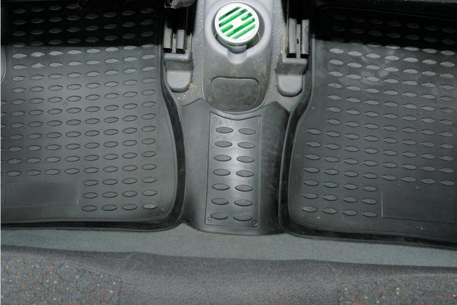 Hyundai Accent 2000–2006 Gummimattor till kupén (4 st, Novline) Foto 4