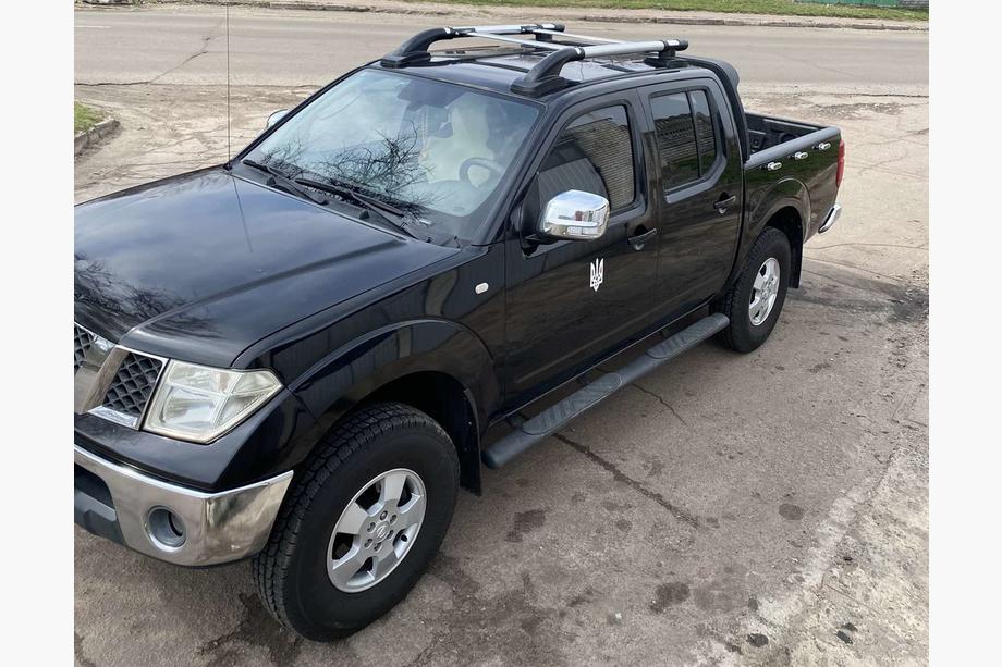 Nissan Navara 2006–2015 Takrails med tvärbalkar (2 st, krom) Image