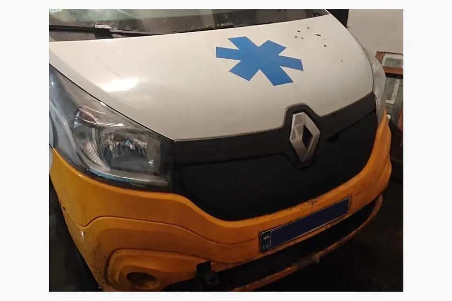 Renault Trafic 2015– Vintertäckning för grill (2015-2020) Foto 3