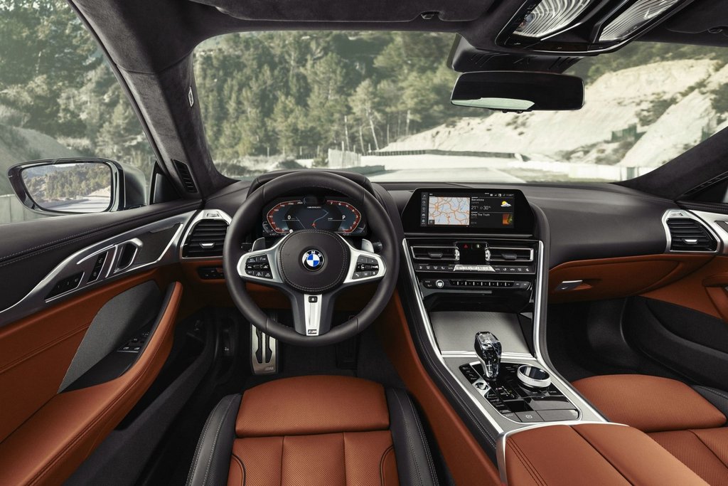 Recension av andra generationen BMW 8-Series Coupe