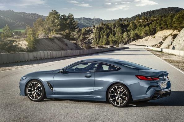 Recension av andra generationen BMW 8-Series Coupe