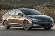 Kompakta sedans Hyundai Elantra i uppdaterad version foto 2