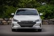 Kompakta sedans Hyundai Elantra i uppdaterad version foto 7