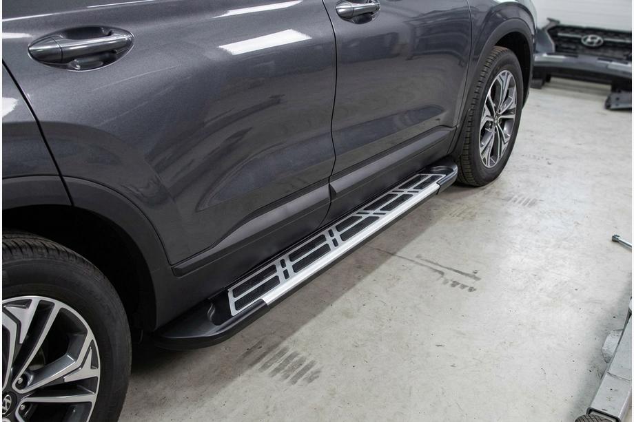 Hyundai Santa Fe 4 2018–2023 Sidosteg Sunrise (2 st, aluminium) Image