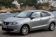 Andra generationen av den kompakta halvkombin Suzuki Baleno foto 1