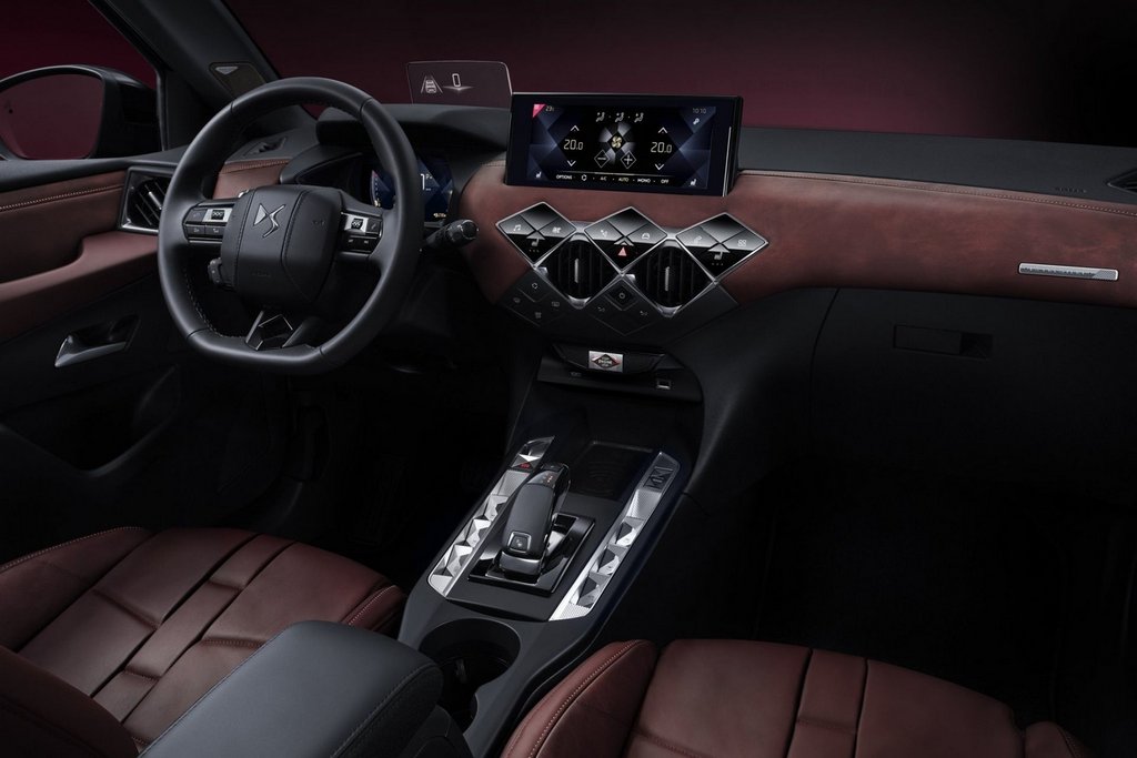 Test av den kompakta premiumcrossovern DS 3 Crossback