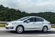 Test av den kompakta sedanen Peugeot 408 foto 9