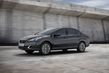 Test av den kompakta sedanen Peugeot 408 foto 8