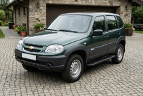 Chevrolet Niva 1998–2020 Sidosteg Allmond Black (2 st, aluminium) foto 1