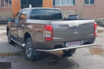 Mitsubishi L200 2015–2024 Bakre skyddsbåge AK005 (rostfritt stål) foto 2