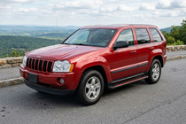 Jeep Grand Cherokee WK 2004–2010 Sidosteg Maya Red (2 st, aluminium) foto 1
