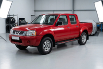 Nissan NP300 1999–2015 Sidosteg Maya Red (2 st, aluminium) foto 1