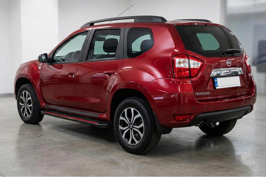 Nissan Terrano 2014– Sidosteg Maya Red (2 st, aluminium) Image