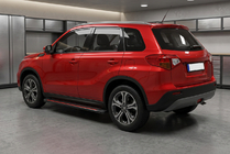Suzuki Vitara 2015– Sidosteg Maya Red (2 st, aluminium) foto 1