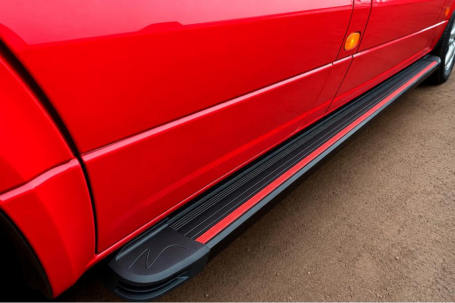 Volkswagen Crafter 2006–2016 Sidosteg Maya Red (2 st, aluminium) Mellanhjulbas Image