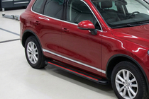 Volkswagen Touareg 2002–2010 Sidosteg Maya Red-Black (2 st, aluminium) foto 1