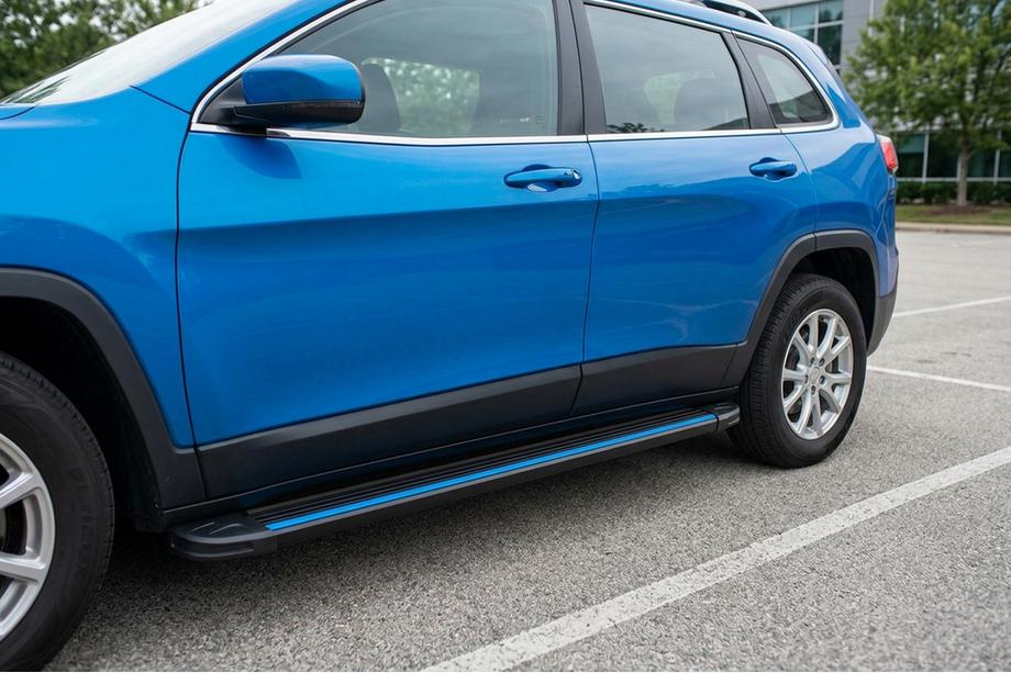Jeep Cherokee KL 2013– Sidosteg Maya Blue (2 st, aluminium) Foto 1