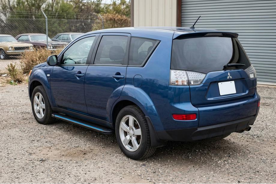 Mitsubishi Outlander 2006–2012 Sidosteg Maya Blue (2 st, aluminium) Image