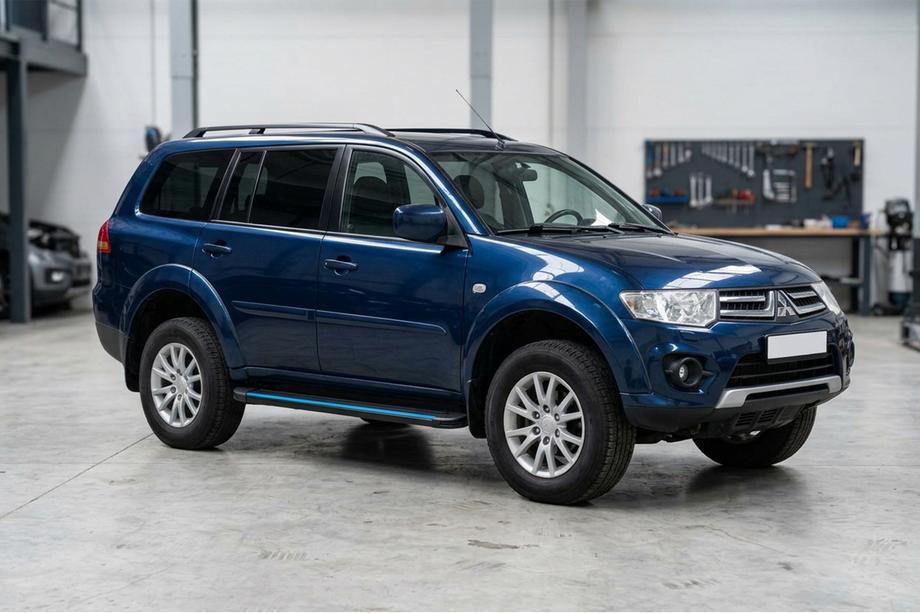 Mitsubishi Pajero Sport 2008–2015 Sidosteg Maya Blue (2 st, aluminium) Image