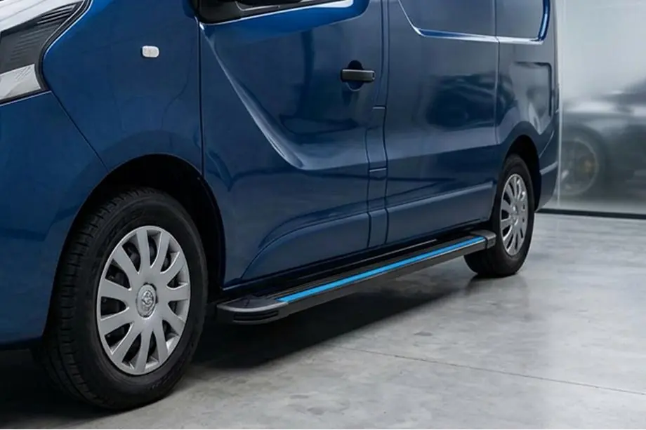 Nissan NV300/Primastar 2016– Sidosteg Maya Blue (2 st, aluminium) Image