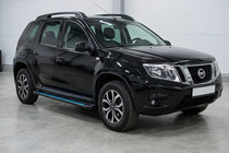 Nissan Terrano 2014– Sidosteg Maya Blue (2 st, aluminium) foto 1