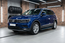 Volkswagen Tiguan 2016–2023 Sidosteg Maya Blue (2 st, aluminium) foto 1