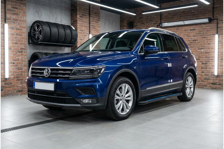 Volkswagen Tiguan 2016–2023 Sidosteg Maya Blue (2 st, aluminium) Image