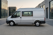 Ford Transit 2000–2014 Sidosteg New Vision Black (2 st, aluminium) L1 (kort hjulbas) foto 1