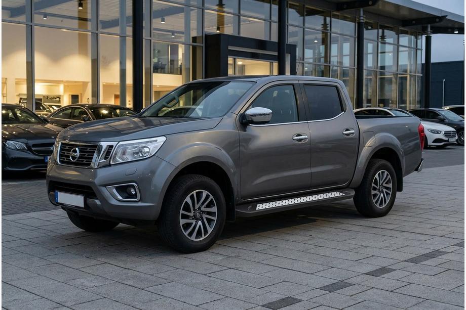 Nissan Navara/NP300 2016– Sidosteg New Vision Black (2 st, aluminium) Image
