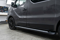 Renault Trafic 2001–2015 Sidosteg New Vision Black (2 st, aluminium) Lång hjulbas foto 1