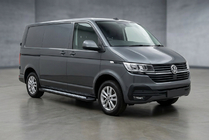 Volkswagen T6 2015–2024 Sidosteg New Vision Black (2 st, aluminium) foto 1