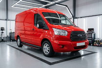 Ford Transit 2014– Sidosteg Maya Red (2 st, aluminium) foto 1