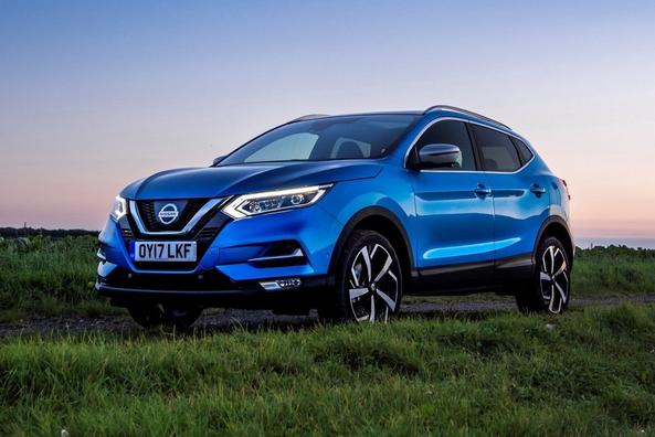 Andra generationen av crossovern Nissan Qashqai