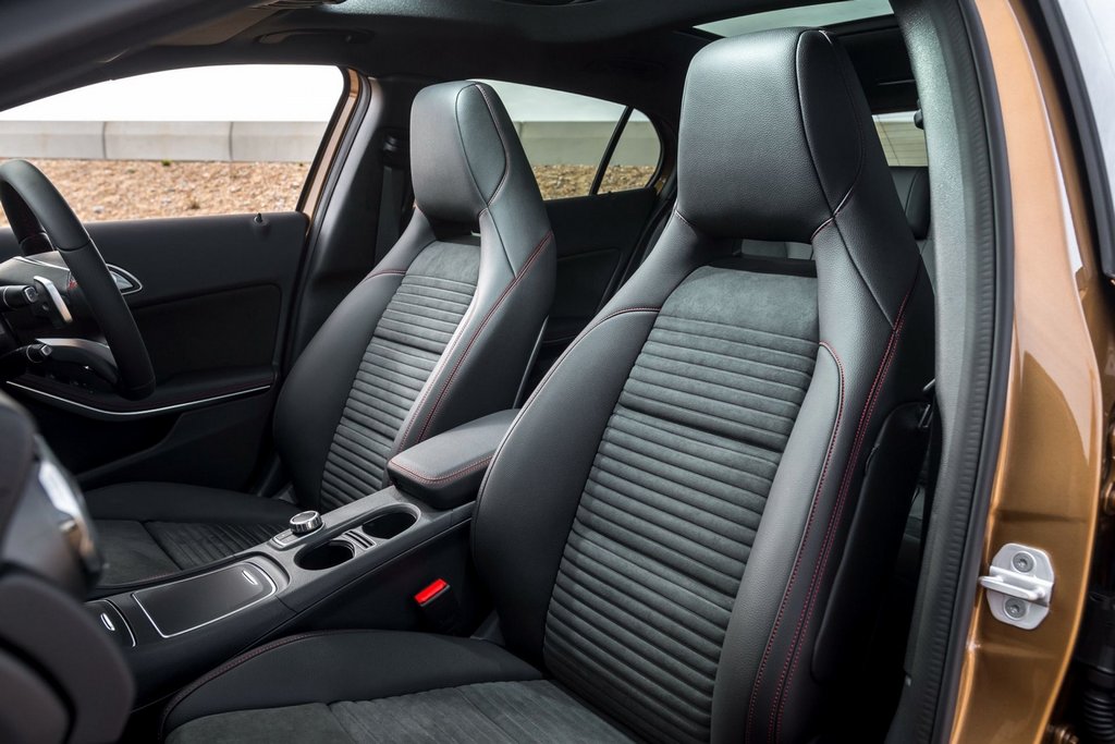 Test av den kompakta crossovern Mercedes-Benz GLA-Class