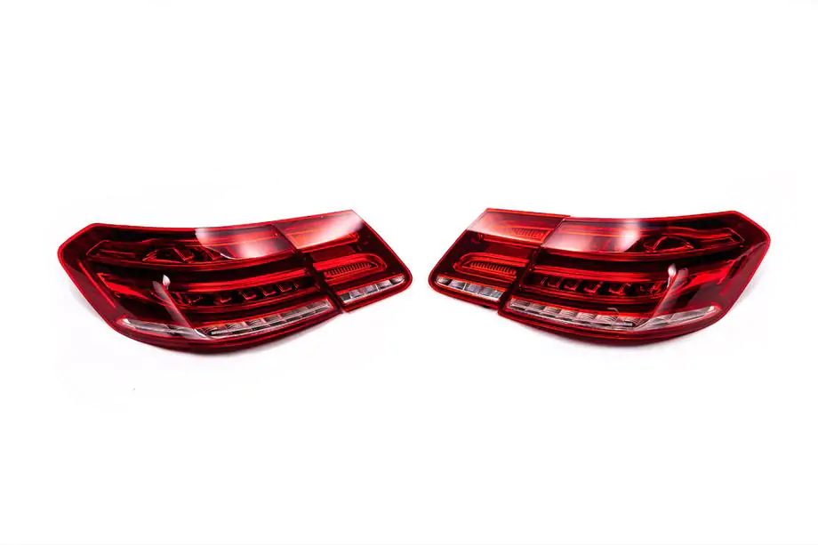 Mercedes E-class W212 2009–2016 Baklyktor (set, facelift) Foto 2