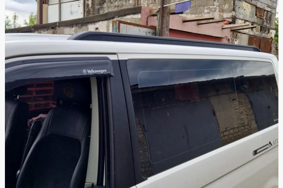 Volkswagen T5 Transporter 2003–2010 Integrerade takrails (svarta) Foto 41