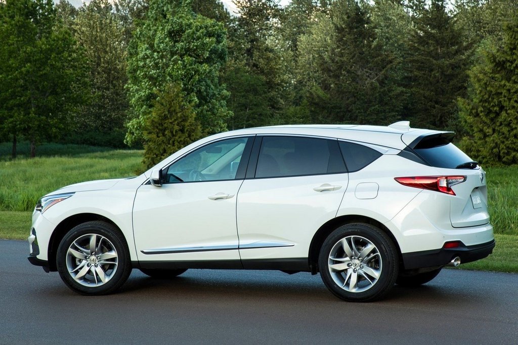 Recension av tredje generationens crossover Acura RDX