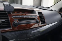 Mitsubishi Lancer X 2008– Instrumentpanelslister (Meric) foto 1
