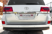 Toyota Land Cruiser 200 2007–2021 Registreringsskyltshållare, standard Vit foto 3