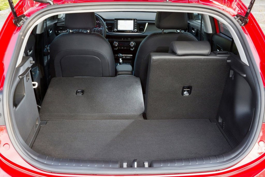 Fjärde generationens Kia Rio hatchback