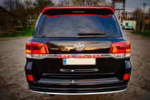 Toyota Land Cruiser 200 2007–2021 LED-list ovanför registreringsskylten (2016+) foto 2