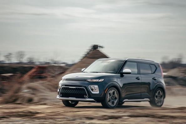 Ny generation av den kompakta crossovern KIA Soul
