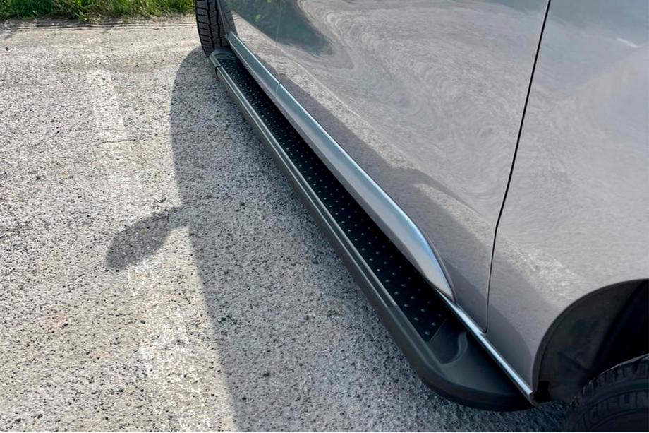 Opel Vivaro 2019– Sidosteg Allmond Black (2 st, aluminium) M – medellång hjulbas Foto 2